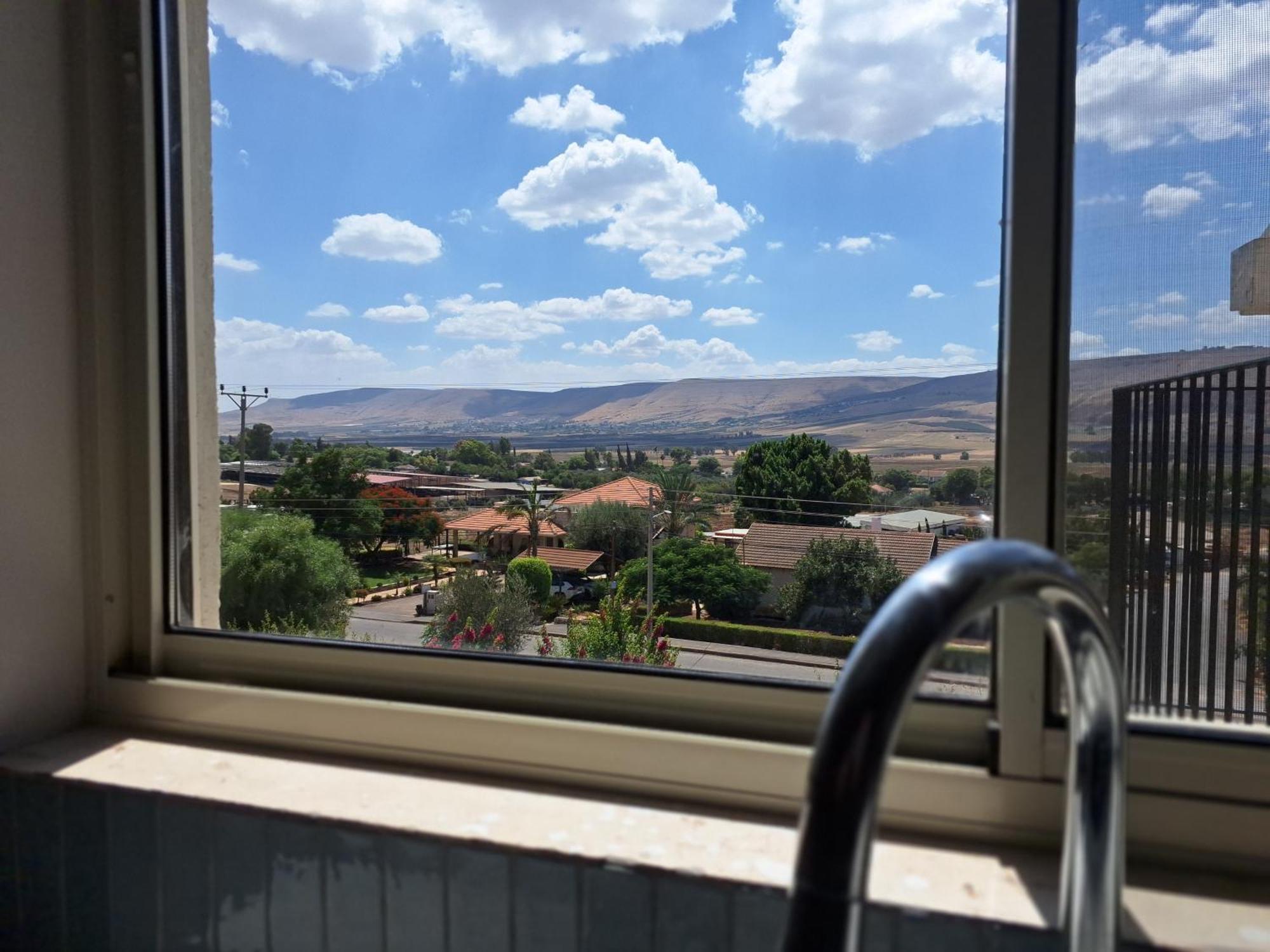 בגג העמק On The Roof Of The Valley HaZor'im ภายนอก รูปภาพ