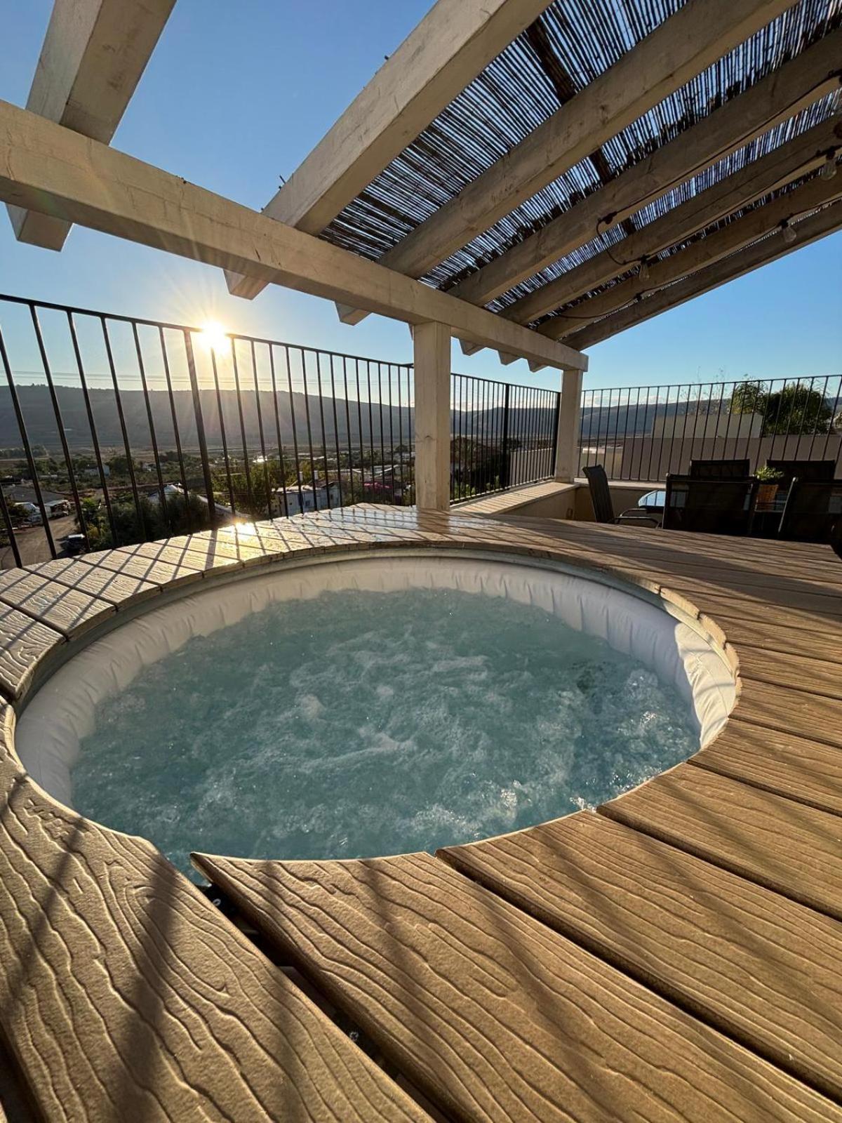 בגג העמק On The Roof Of The Valley HaZor'im ภายนอก รูปภาพ